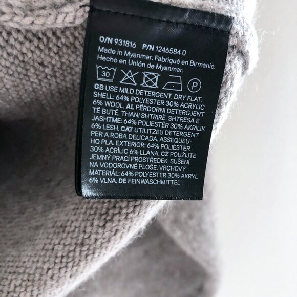 NWT H&M Wool Blend Turtleneck Sweater - Picture 3 of 3